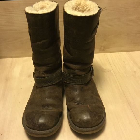 UGG Kensington leather brown boot Sz 7 pre owned - Picture 1 of 7